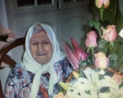 مرحومه زهرا والیانی