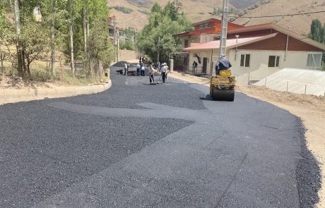بهسازی و شروع آسفالت ریزی